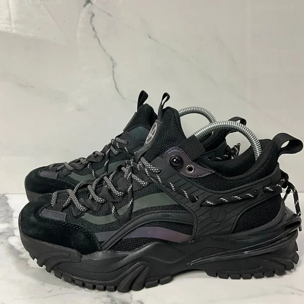 JAVI Dominance Sneakers